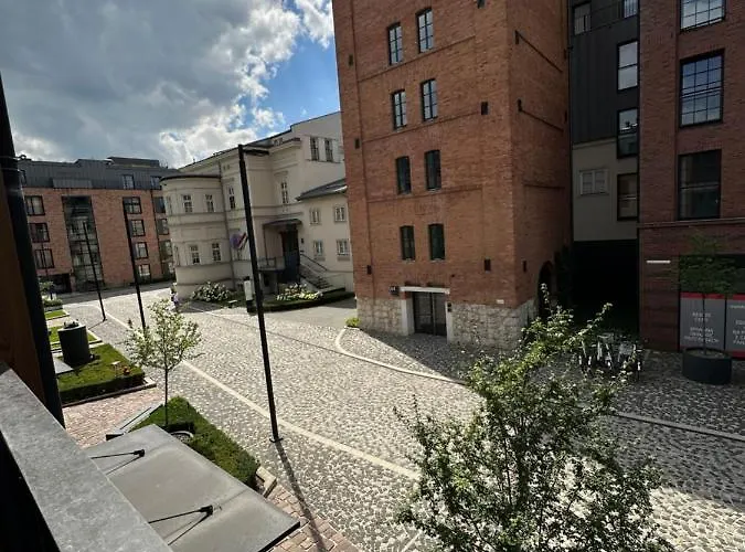 Apartment Browar Lubicz- 5min Walk To The Old Town, Garage *