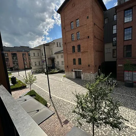 Apartment Browar Lubicz- 5min Walk To The Old Town, Garage *