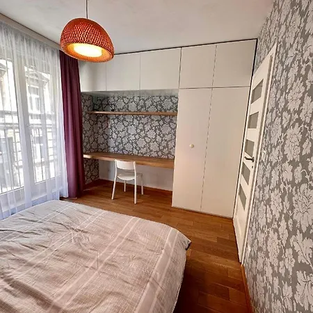 Browar Lubicz- 5min Walk To The Old Town, Garage Apartamento