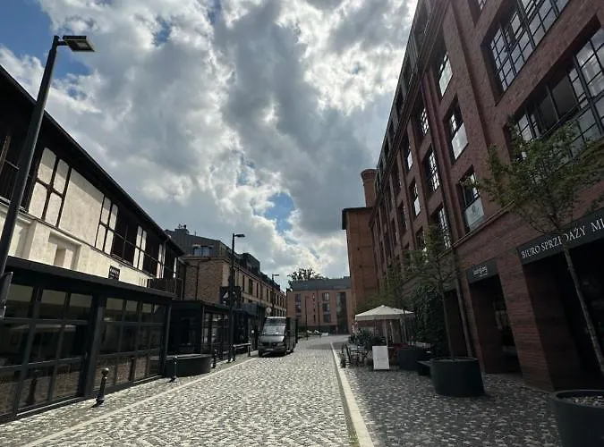 公寓 Browar Lubicz- 5min Walk To The Old Town, Garage 克拉科夫